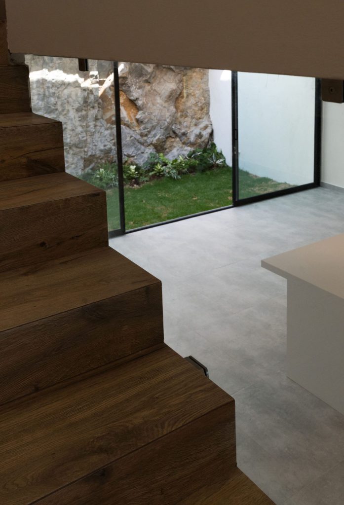 CasaAltozano_19_jardin-1306x1920