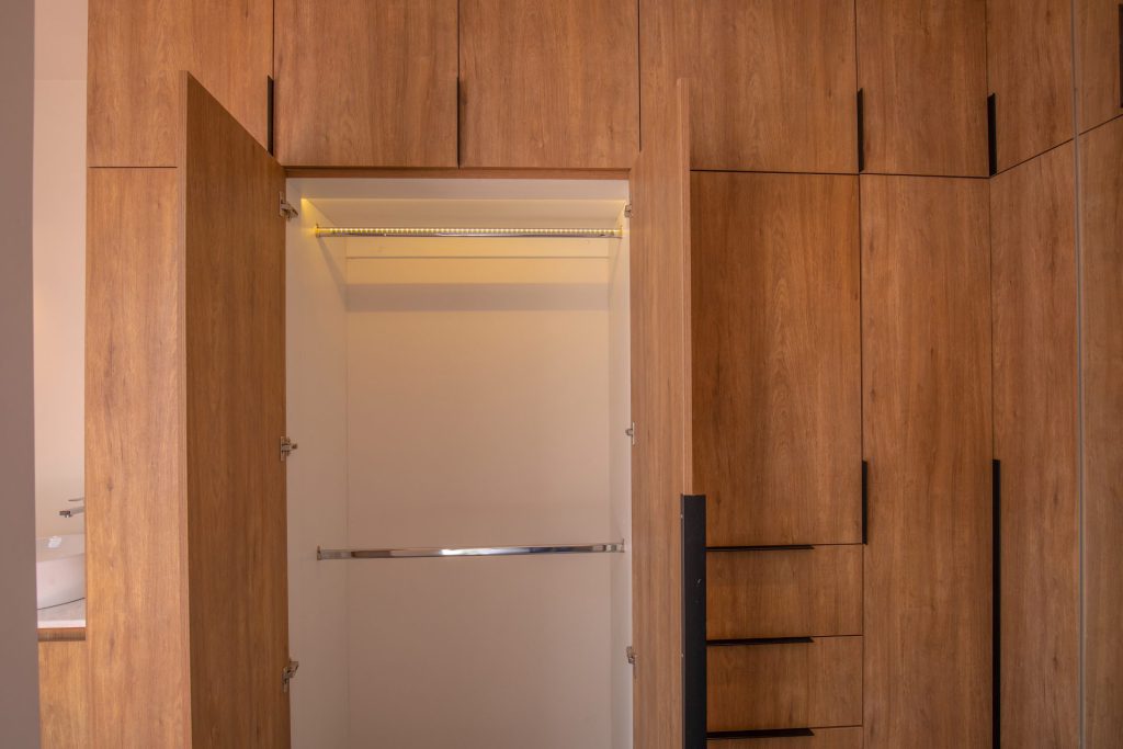 qalb_lomAlta-712-Vestidor-1920x1280