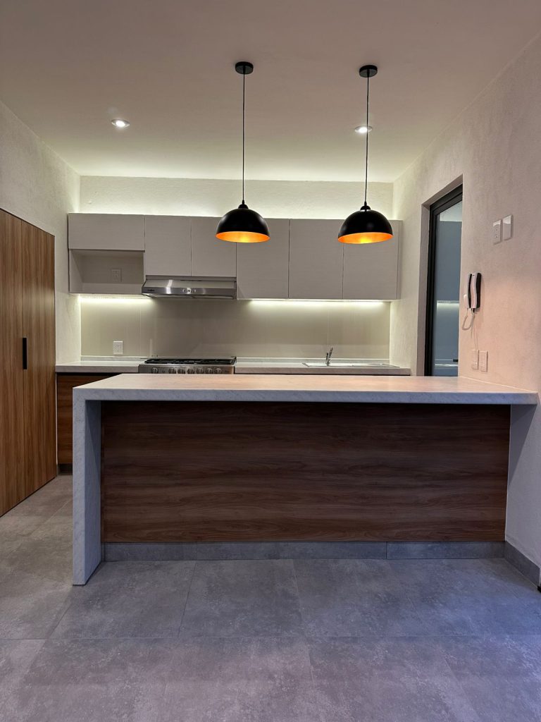 qalb-canadas-house-M15-30-3