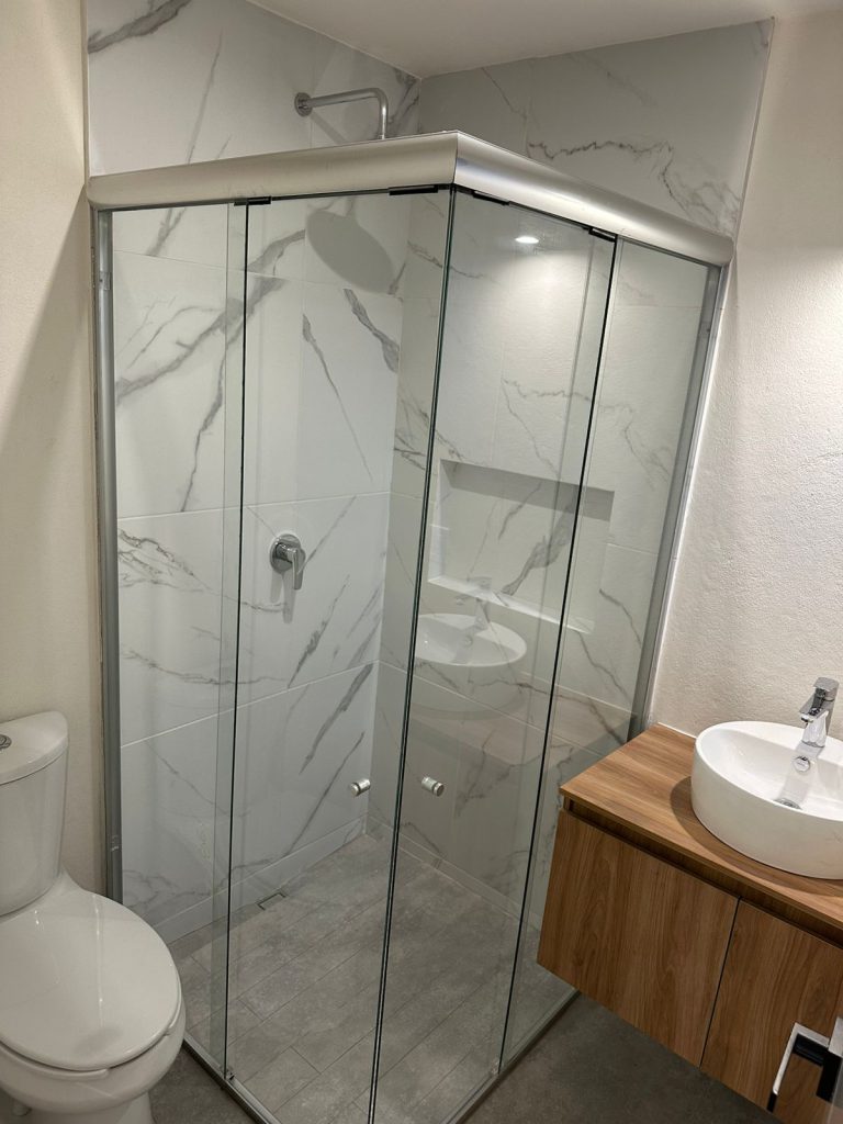 qalb-canadas-house-M15-30-8